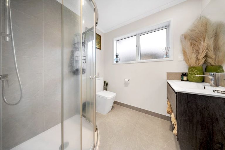 Photo of property in 28 Rainsford Road, Pukekohe, 2120