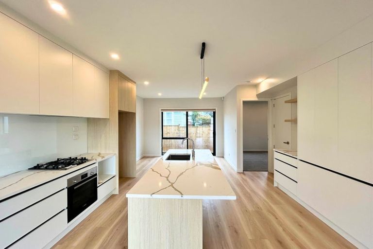 Photo of property in 2c Derrett Place, Mangere Bridge, Auckland, 2022