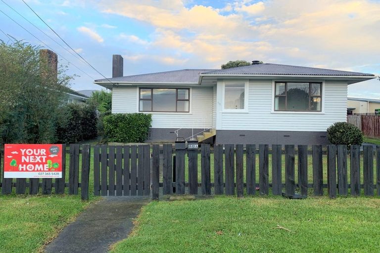 Photo of property in 50 Barrys Road, Glendene, Auckland, 0602
