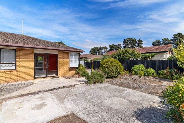 Photo of property in 15b Glenbyre Place, Bromley, Christchurch, 8062