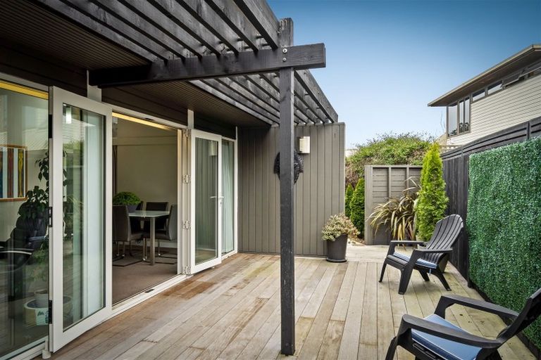 Photo of property in 14 Kent Lodge Avenue, Avonhead, Christchurch, 8042