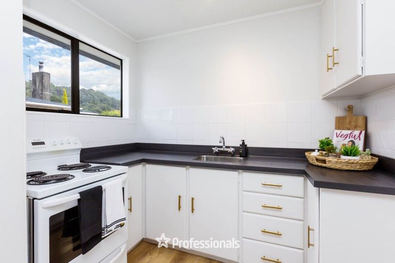 Photo of property in 12a Beryl Grove, Birchville, Upper Hutt, 5018