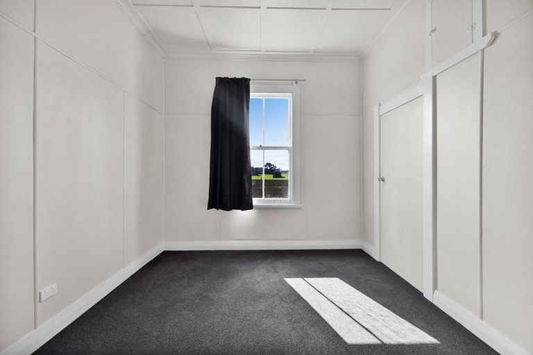 Photo of property in 39 Auroa Road, Otakeho, Hawera, 4678