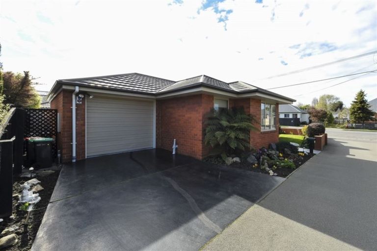 Photo of property in 31a Wilsons Road, Saint Martins, Christchurch, 8022