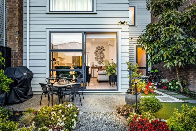 Photo of property in 28 Rangihina Road, Hobsonville, Auckland, 0616