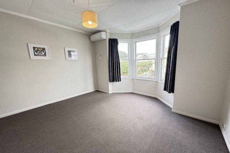 Photo of property in 61a Pirie Street, Mount Victoria, Wellington, 6011