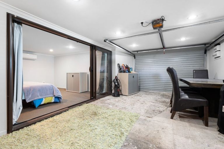 Photo of property in 11 Fordham Street, Beach Haven, Auckland, 0626