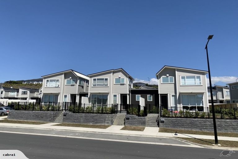 Photo of property in 89 Karepiro Drive, Stanmore Bay, Whangaparaoa, 0932