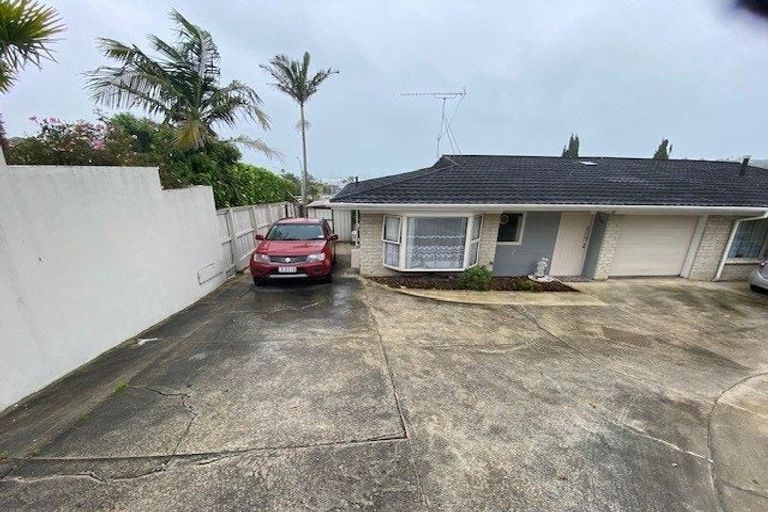 Photo of property in 1/7 Endymion Place, Half Moon Bay, Auckland, 2012