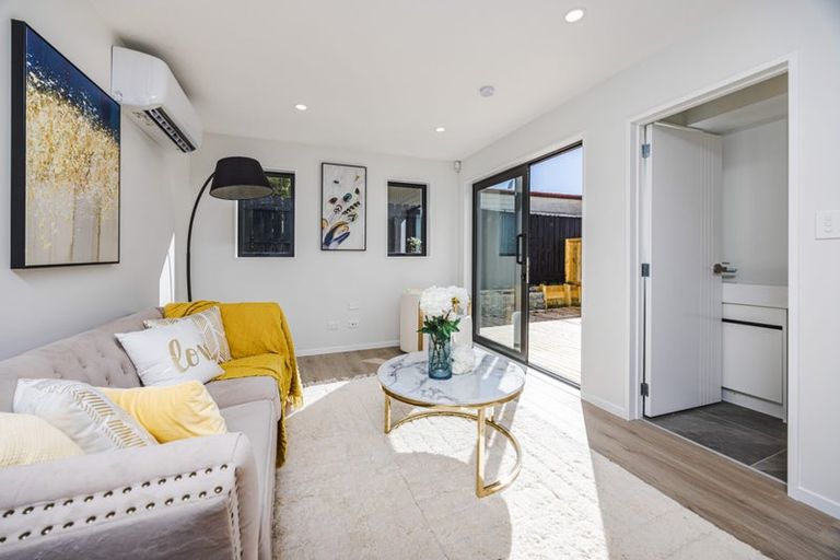 Photo of property in 13d Southview Place, Wattle Downs, Auckland, 2102