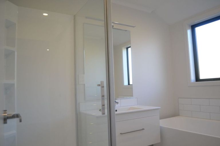 Photo of property in 48 Schooner Drive, Whitby, Porirua, 5024