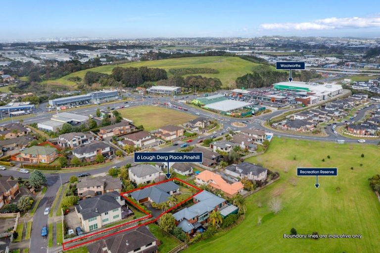 Photo of property in 6 Lough Derg Place, Pinehill, Auckland, 0632