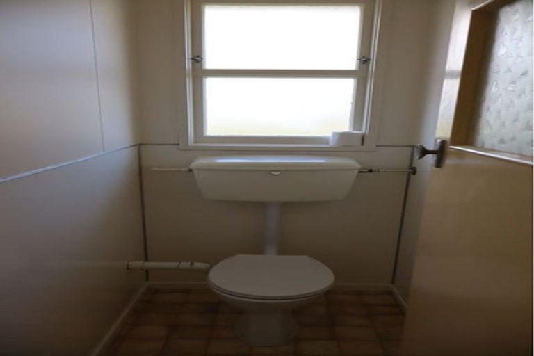 Photo of property in 3 Massey Street, Greytown, 5712