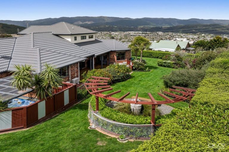 Photo of property in 63 Kirton Drive, Riverstone Terraces, Upper Hutt, 5018