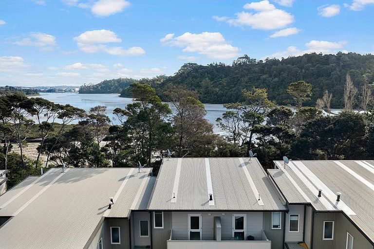 Photo of property in 32/206 Manuka Road, Bayview, Auckland, 0629