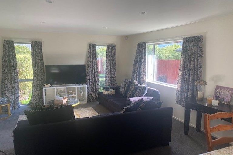 Photo of property in 16 Merrilees Place, Linwood, Christchurch, 8062