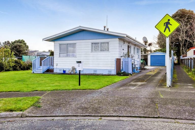 Photo of property in 7 Totara Crescent, Hawera, 4610