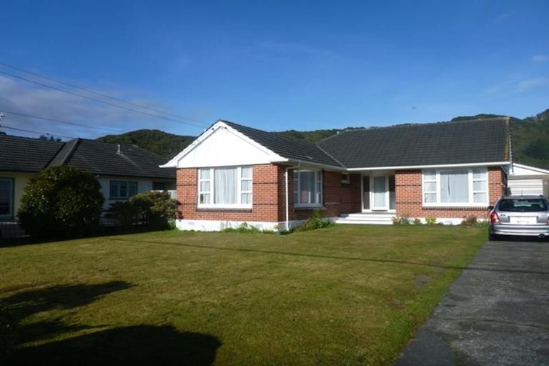 Photo of property in 79 Fraser Street, Wainuiomata, Lower Hutt, 5014