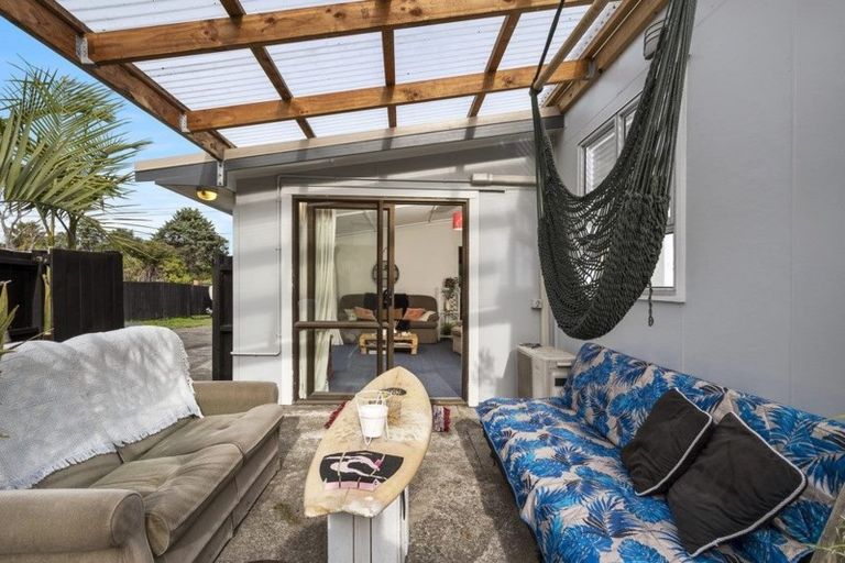 Photo of property in 103a Simpson Road, Papamoa Beach, Papamoa, 3118