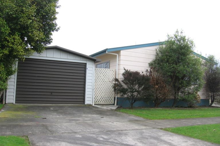 Photo of property in 10 Hilton Grove, Kelvin Grove, Palmerston North, 4414