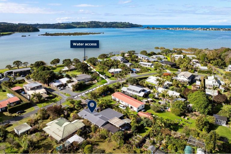 Photo of property in 13 Harbour View Road, Point Wells, Warkworth, 0986