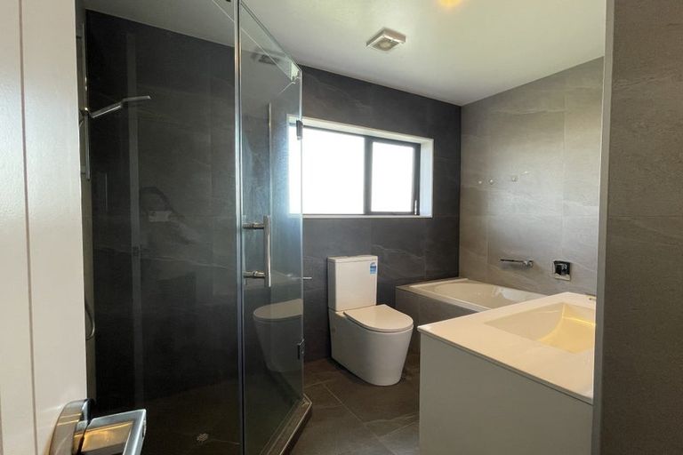 Photo of property in 1 Hanga Place, Papatoetoe, 2024
