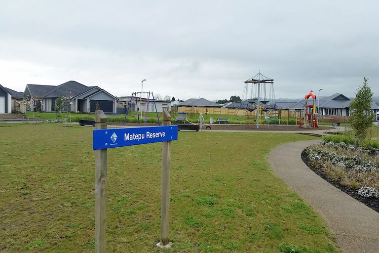 Photo of property in 23 Blacklock Road, Pyes Pa, Tauranga, 3112