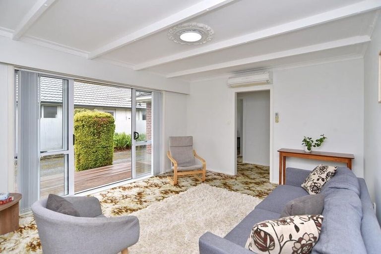 Photo of property in 91 Kendal Avenue, Burnside, Christchurch, 8053