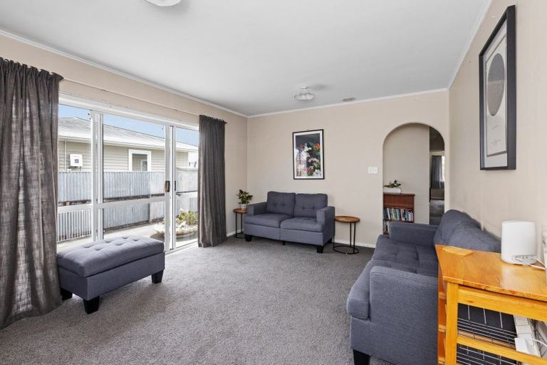 Photo of property in 14 Kauri Street, Taradale, Napier, 4112