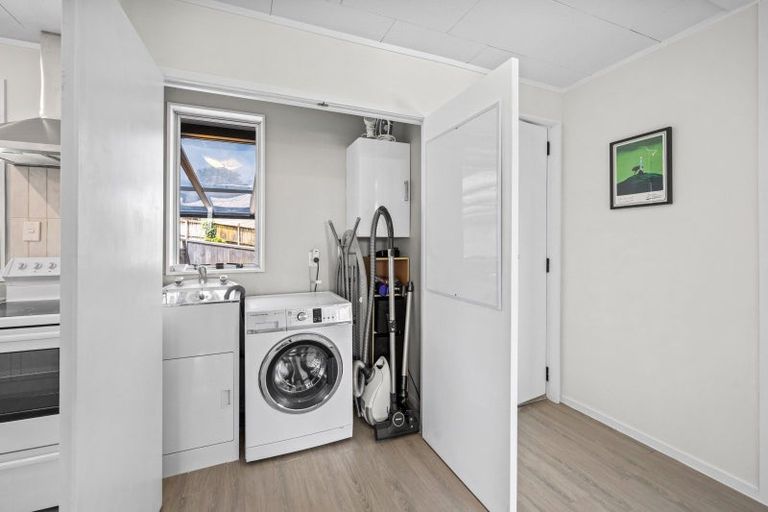 Photo of property in 1/63 Rosier Road, Glen Eden, Auckland, 0602