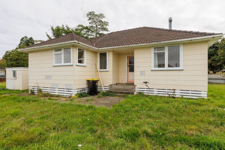 Photo of property in 35 Hartgill Crescent, Dannevirke, 4930