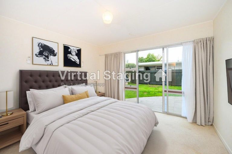 Photo of property in 24 Wikiriwhi Crescent, Awapuni, Palmerston North, 4412