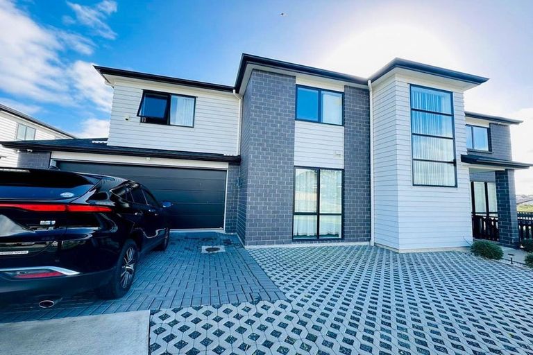 Photo of property in 13 Eros Road, Flat Bush, Auckland, 2019