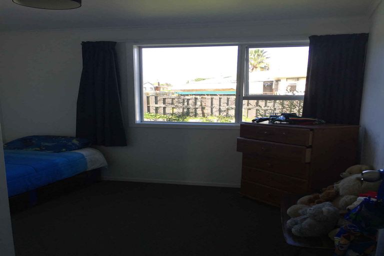 Photo of property in 17 Garth Place, Manurewa, Auckland, 2102
