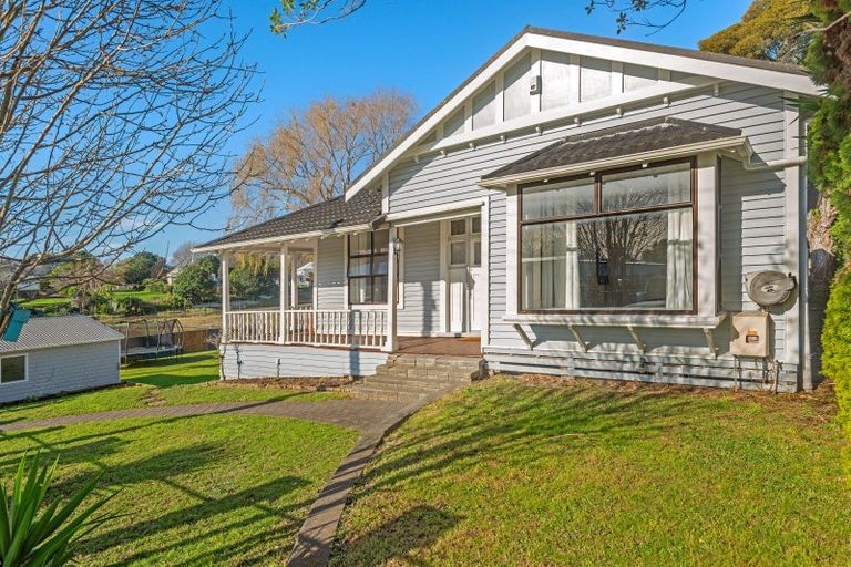 Photo of property in 2 Cobden Street, Gisborne, 4010
