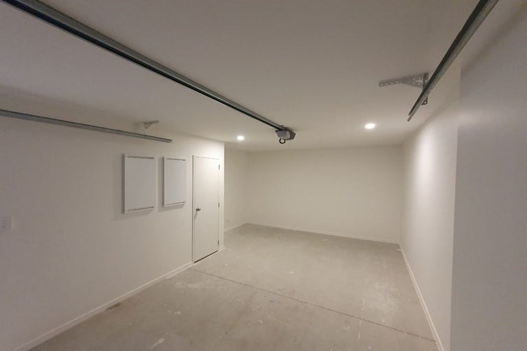 Photo of property in 52 Black Beech Crescent, Takanini, 2110