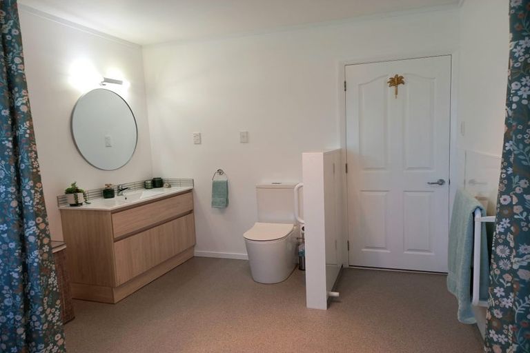 Photo of property in 25 Commins Road, Onerahi, Whangarei, 0110