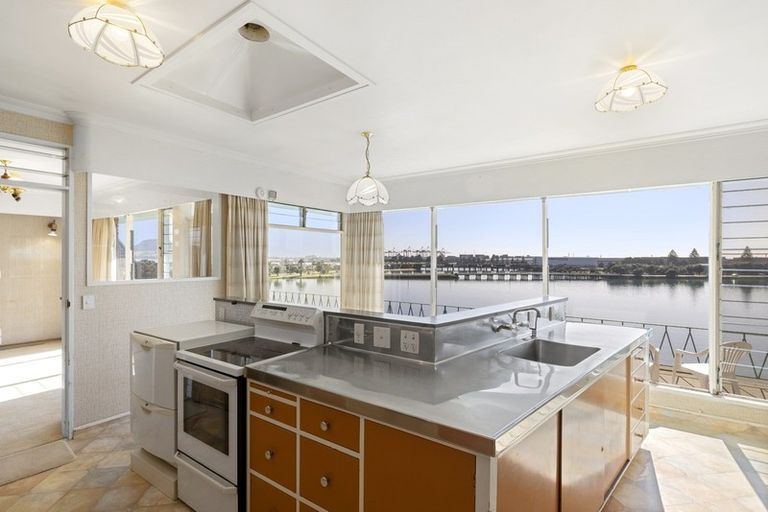 Photo of property in 100 Maxwells Road, Otumoetai, Tauranga, 3110