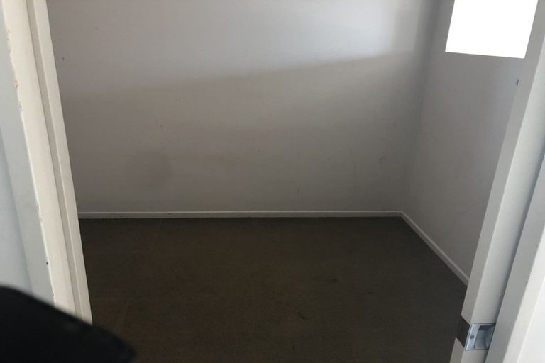 Photo of property in 13 Bushpark Place, Flat Bush, Auckland, 2016