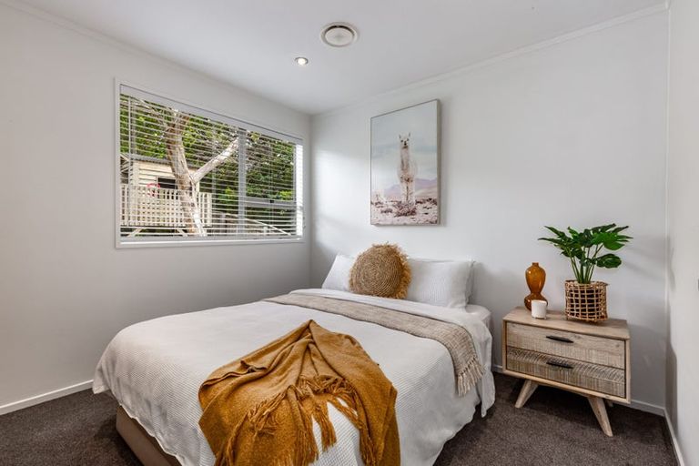 Photo of property in 137 Spinnaker Drive, Whitby, Porirua, 5024