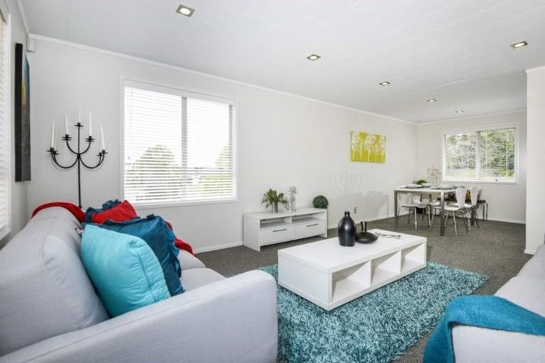Photo of property in 47 Keegan Drive, Massey, Auckland, 0614