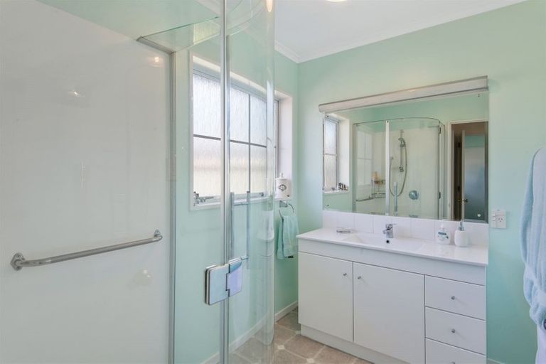 Photo of property in 22a Gamblins Road, Saint Martins, Christchurch, 8022