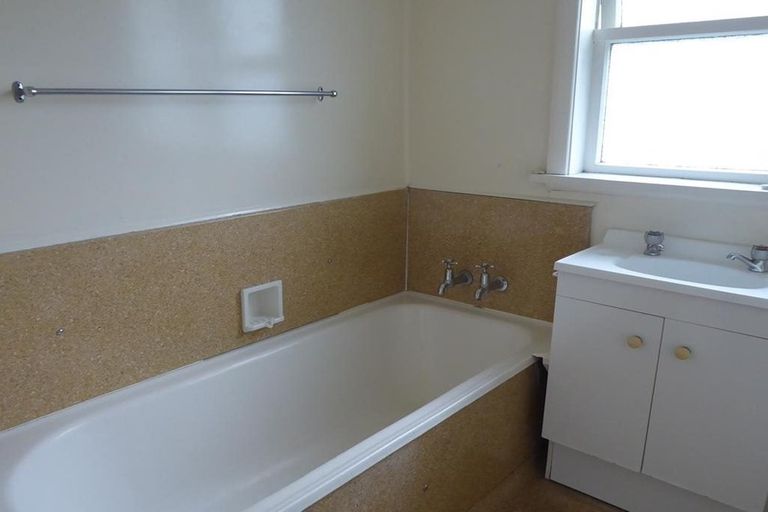 Photo of property in 81 Pharazyn Street, Melling, Lower Hutt, 5010