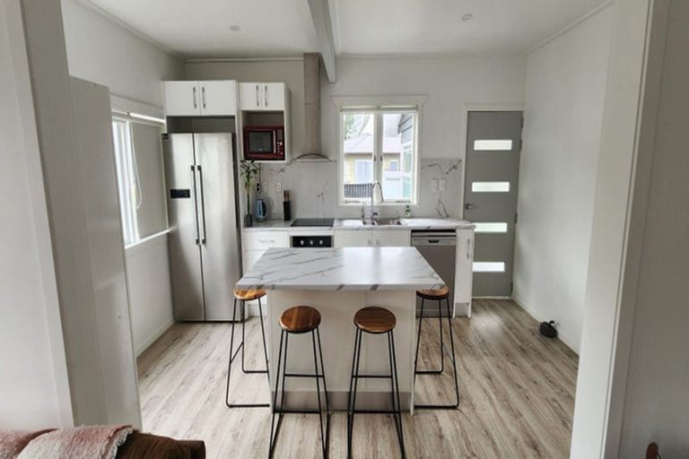 Photo of property in 18 Walsh Street, Forest Lake, Hamilton, 3200