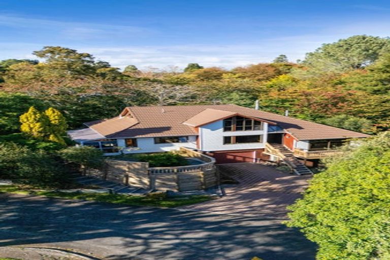 Photo of property in 21b Sequoia Grove, Merrilands, New Plymouth, 4312