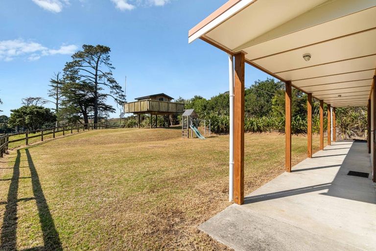 Photo of property in 117 Worrall Road, Kumeu, 0891