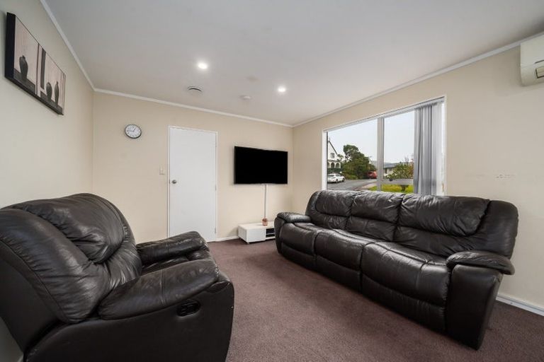 Photo of property in 5 Abilene Crescent, Churton Park, Wellington, 6037