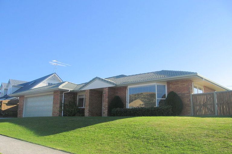 Photo of property in 68 Navigation Drive, Whitby, Porirua, 5024