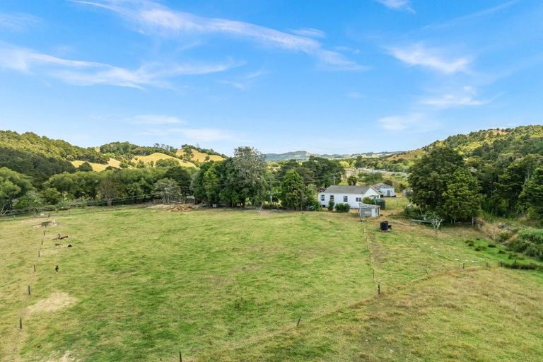 Photo of property in 2143 State Highway 1, Hukerenui, Hikurangi, 0182