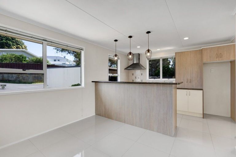 Photo of property in 35f Clearmont Crescent, Blagdon, New Plymouth, 4310
